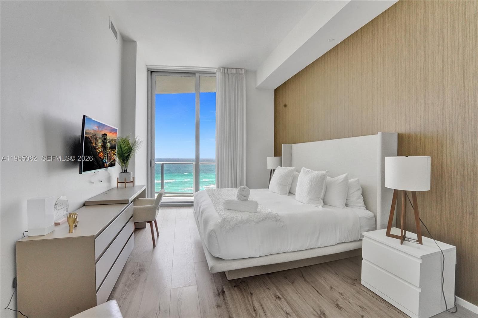 Condo at 4111 S Ocean Dr, Hollywood, FL
