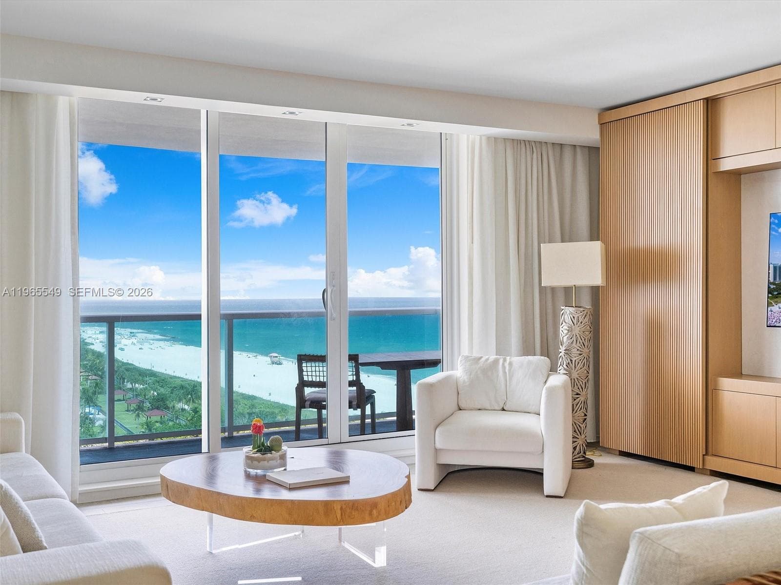 Condo at 102 24th St, Miami Beach — photo 3