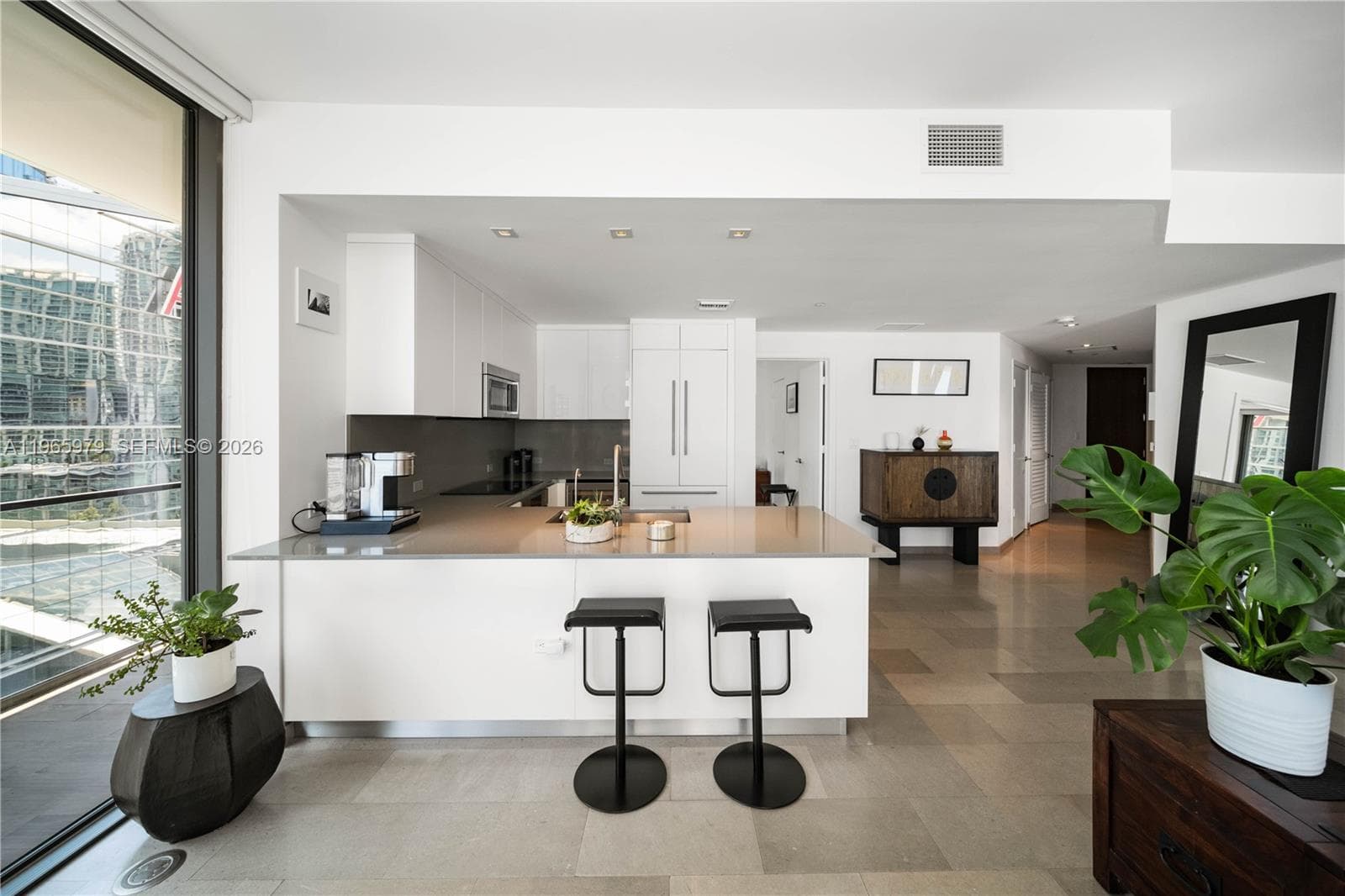 Condo at 68 SE 6th St, Miami — photo 3