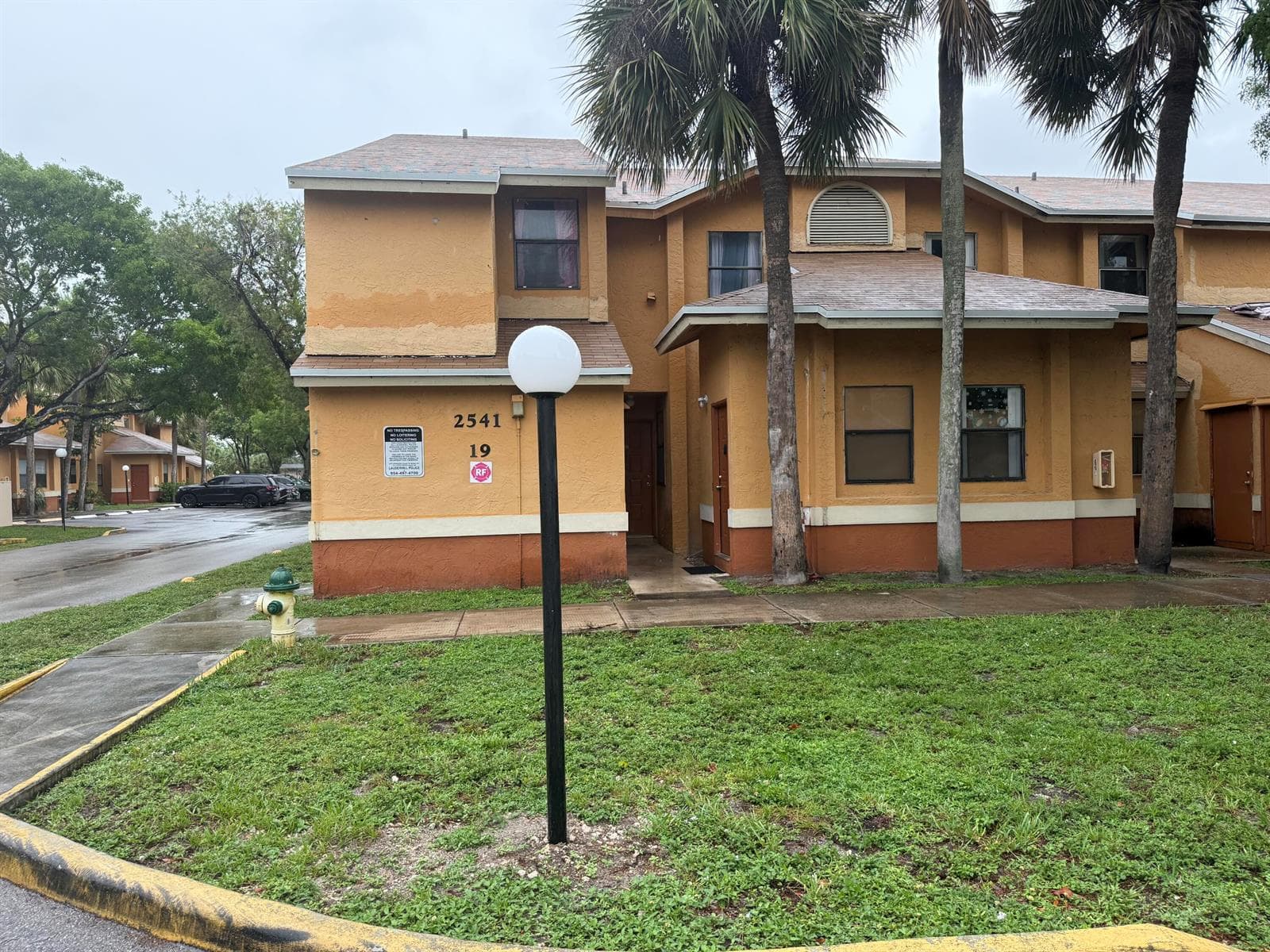 Condo at 2541 NW 56th Avenue, Lauderhill, FL