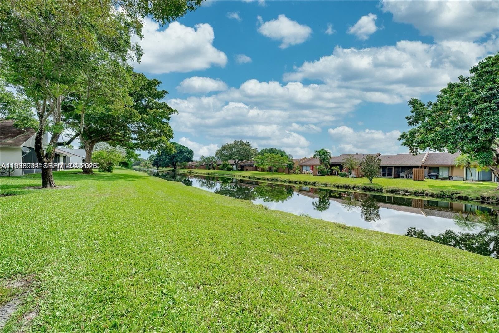 Villa at 7924 NW 10th St, Plantation, FL