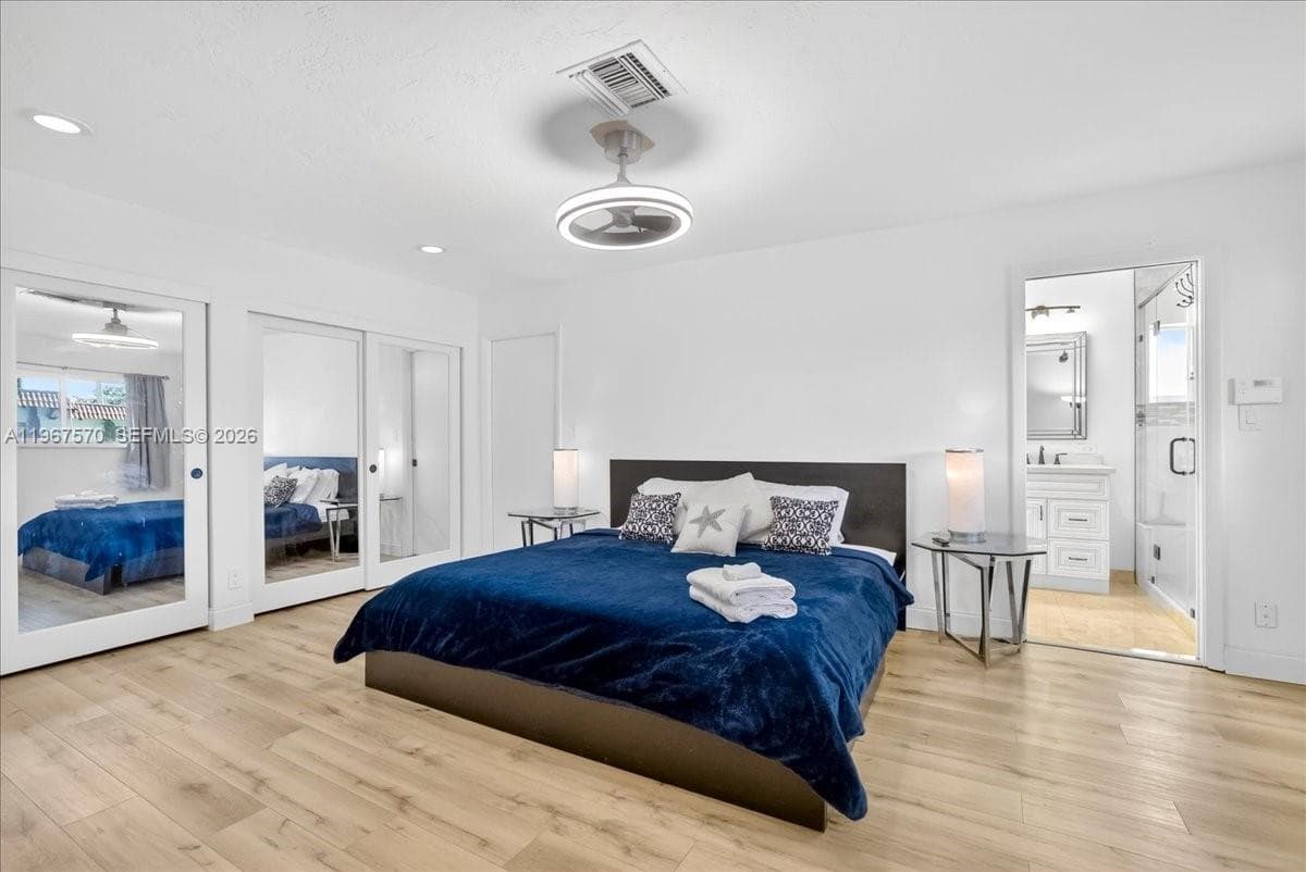 Single-family home at 3211 Calle Largo Dr, Hollywood, FL