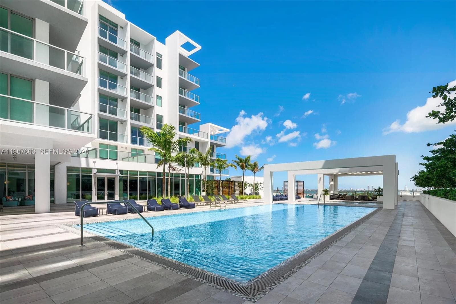 Condo en 3900 Biscayne Blvd, Miami — foto 1
