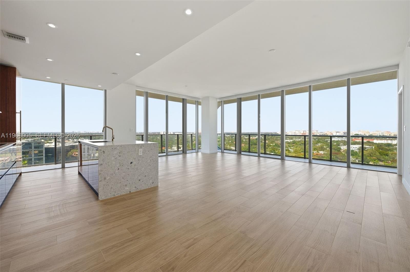 Condo en 2678 Tigertail Ave, Miami — foto 2