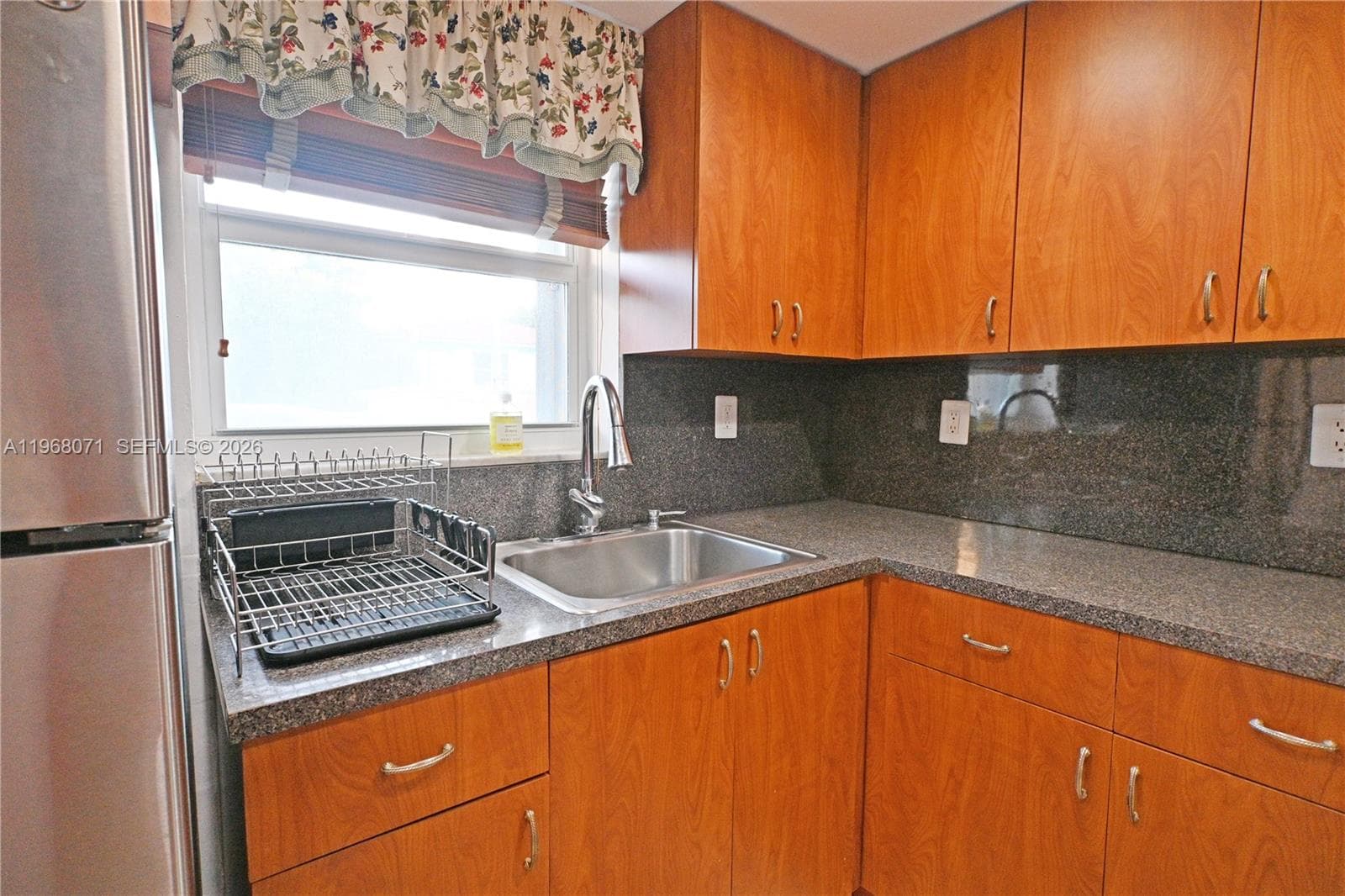 Condo at 947 Lenox Ave, Miami Beach — photo 3