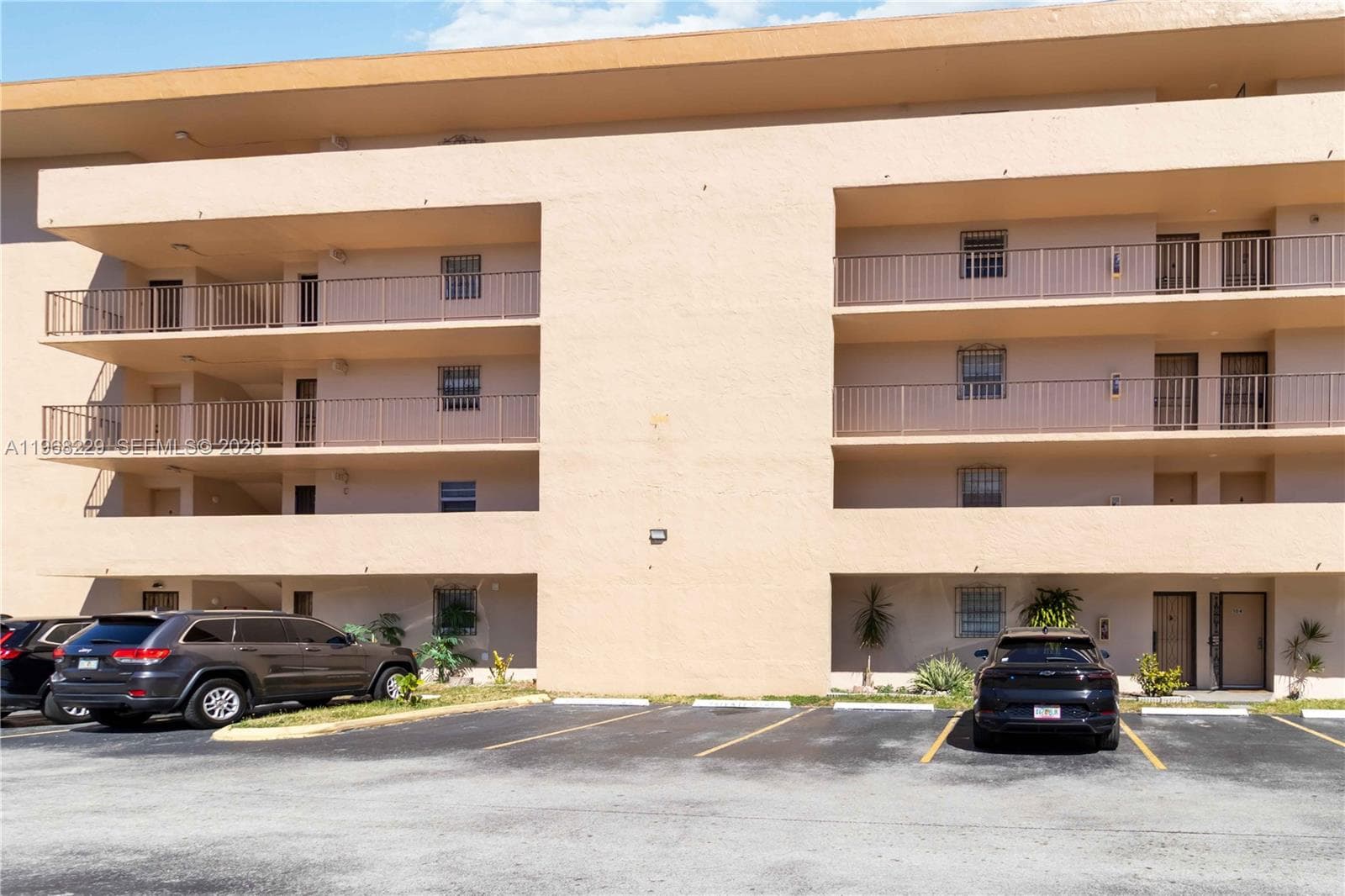 Condo at 8895 Fontainebleau Blvd, Miami, FL