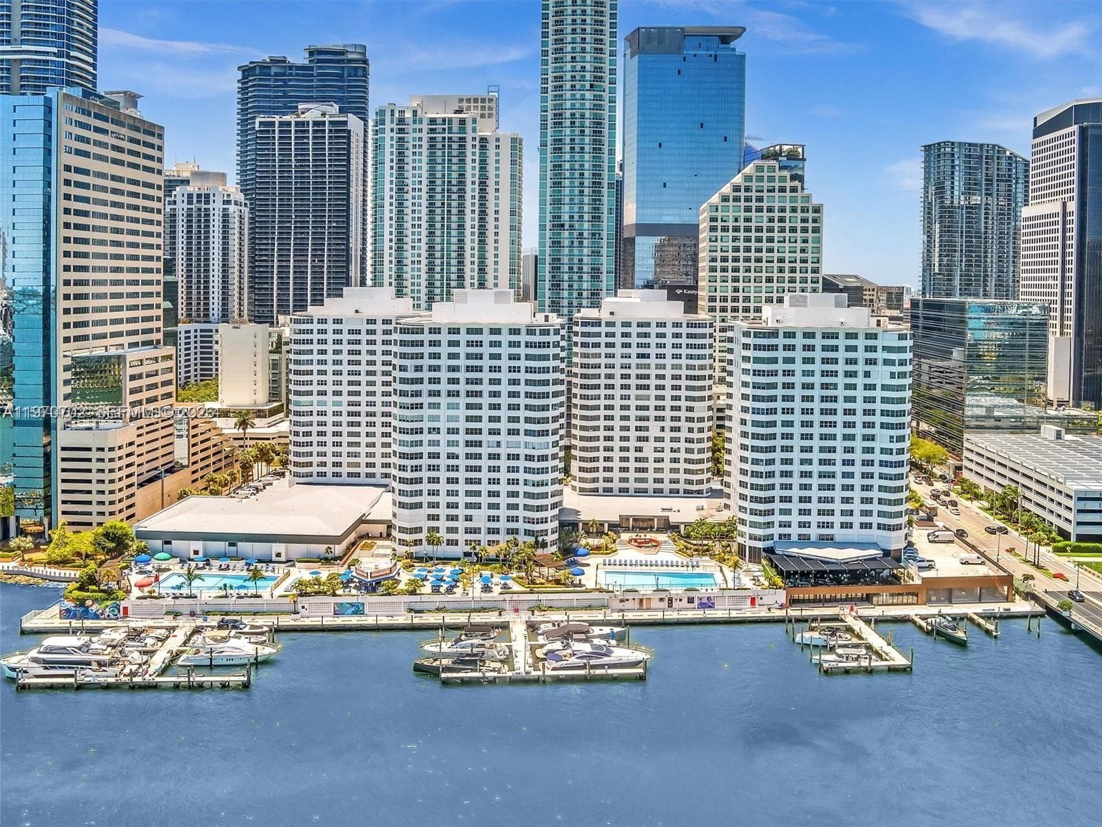 Condo en 999 Brickell Bay Dr, Miami — foto 3