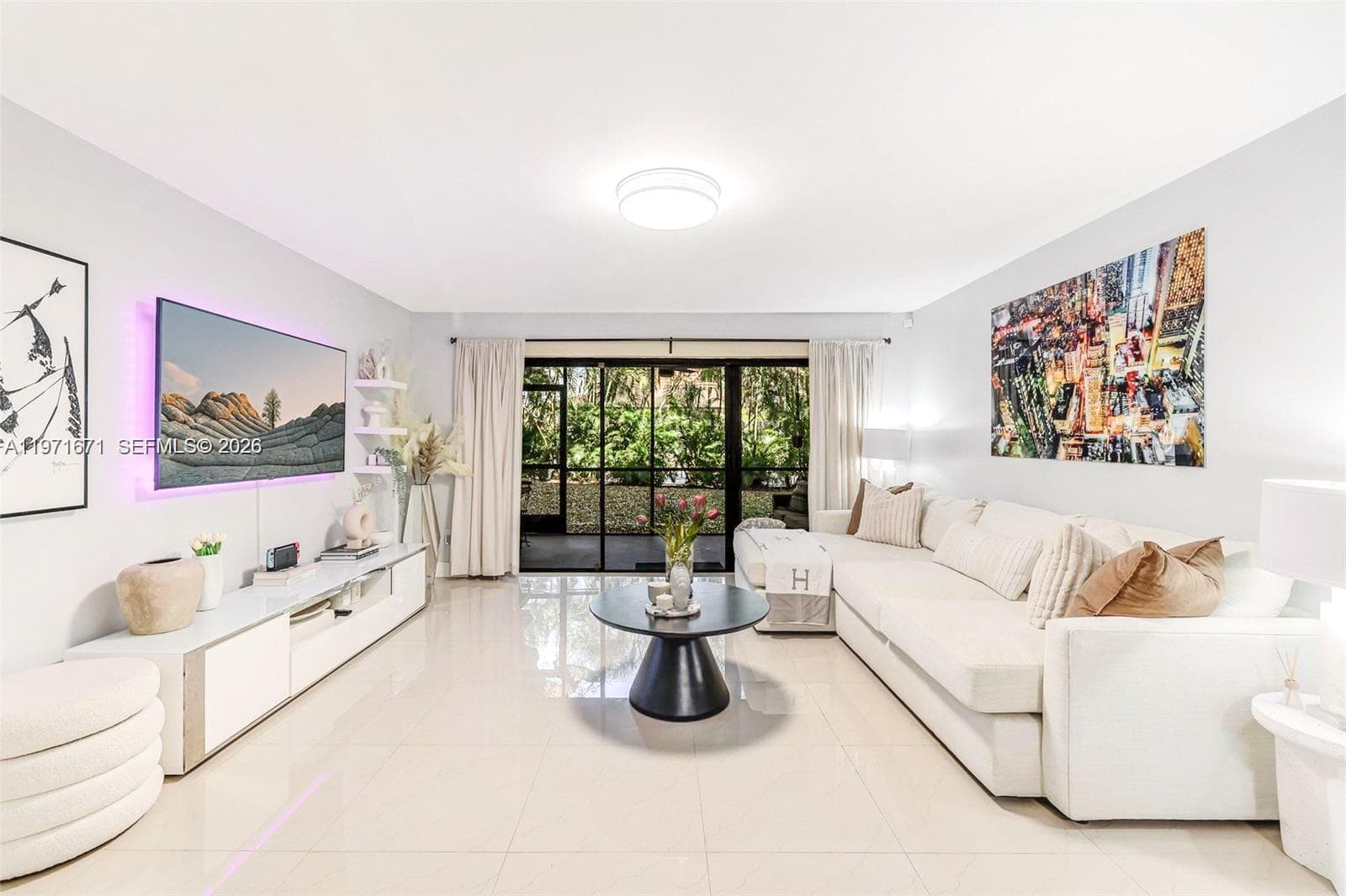Condo at 601 Ives Dairy Rd, Miami, FL