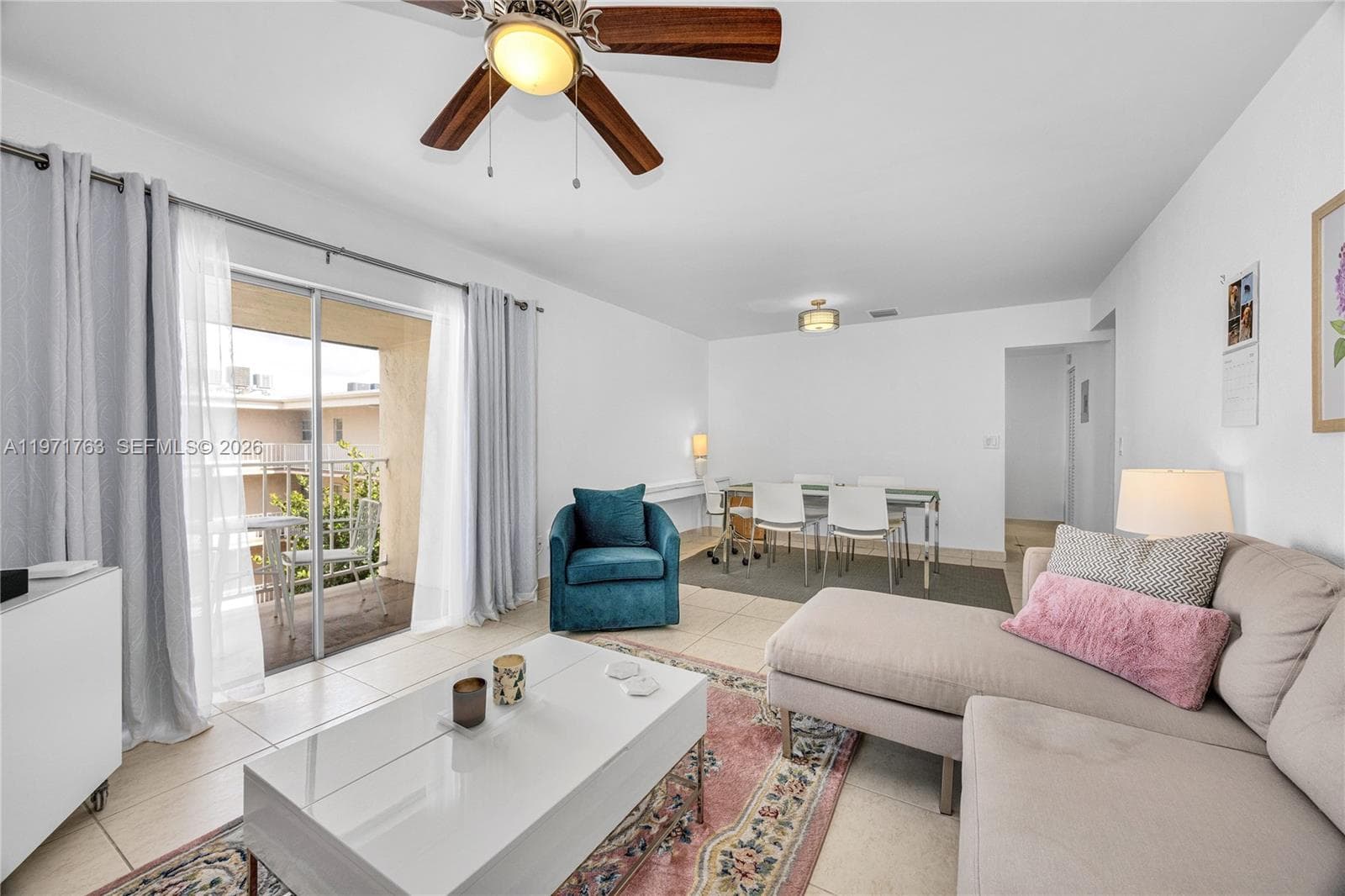 Condo en 7785 SW 86th St, Miami — foto 1
