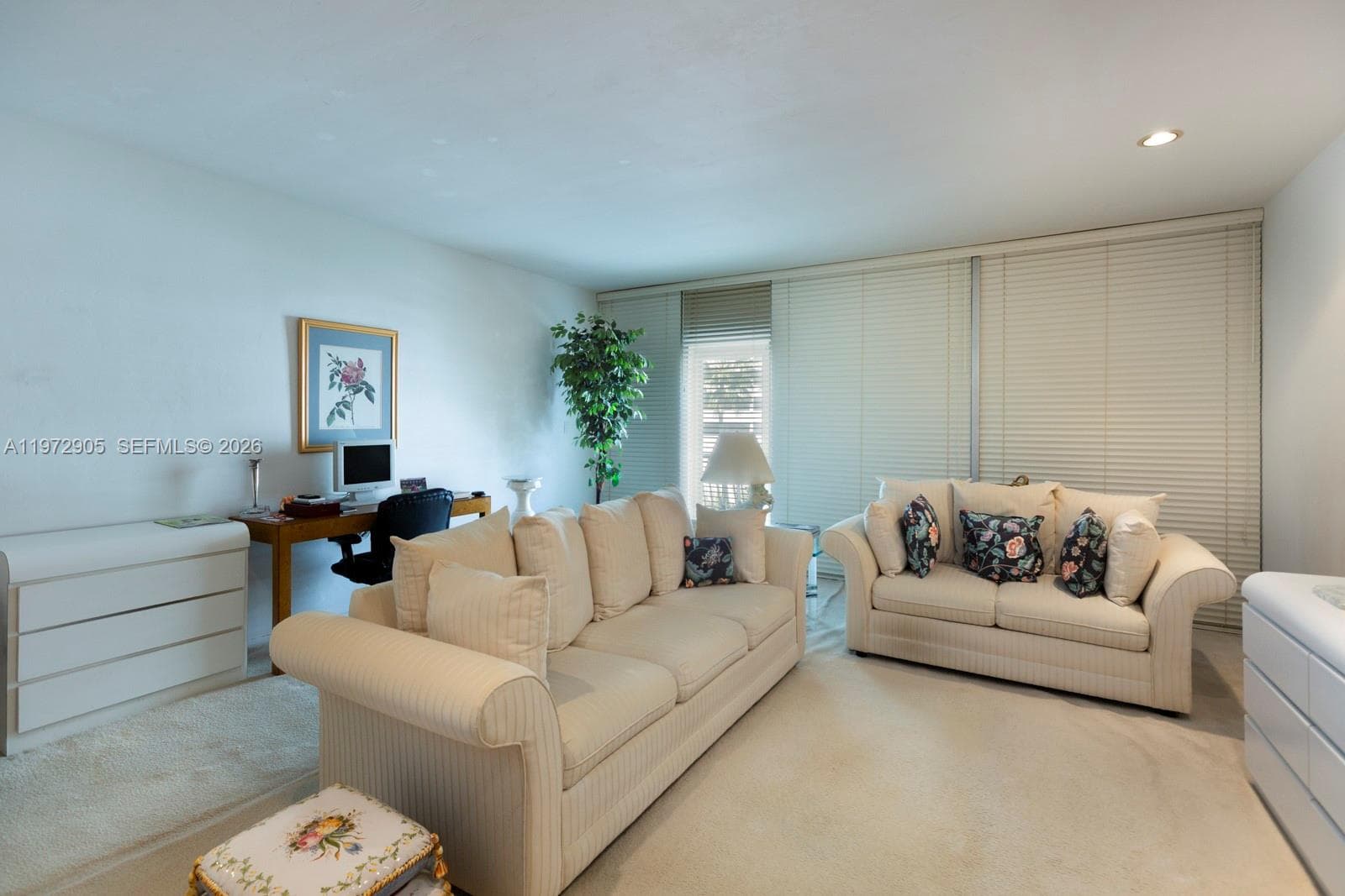 Condo at 1408 Brickell Bay Dr, Miami — photo 2