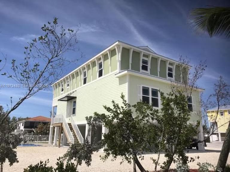 Single-family home at 227 Sombrero Beach Rd, Marathon, FL