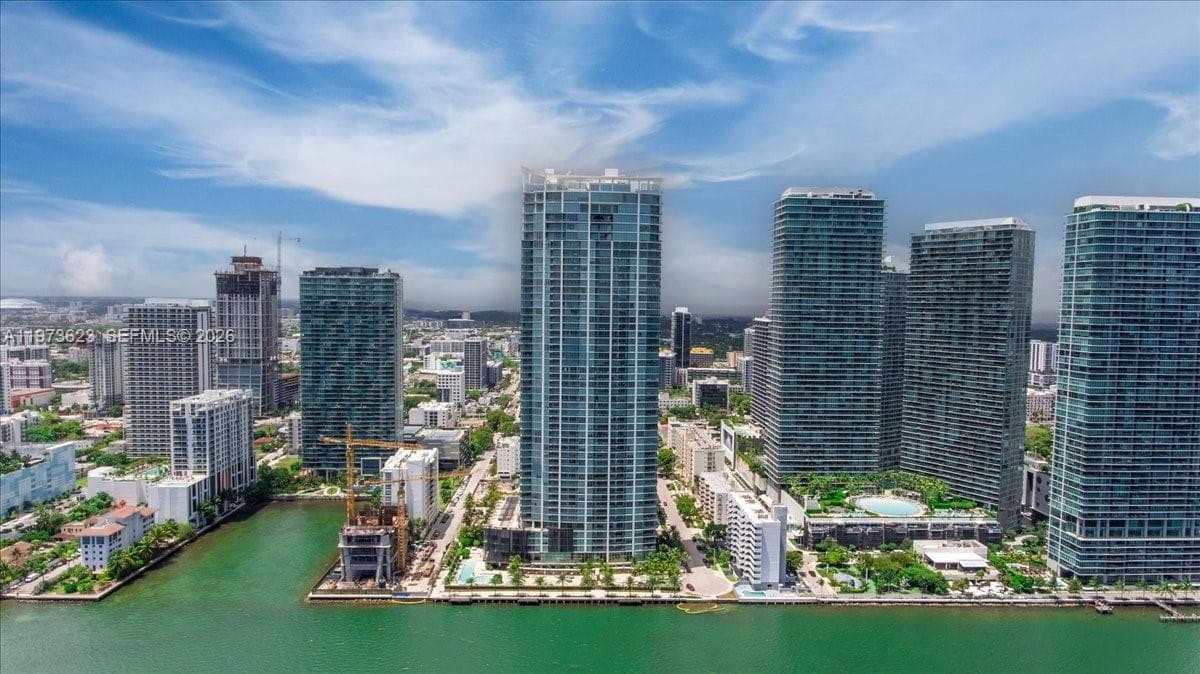 Condo at 2900 NE 7th Ave, Miami — photo 1