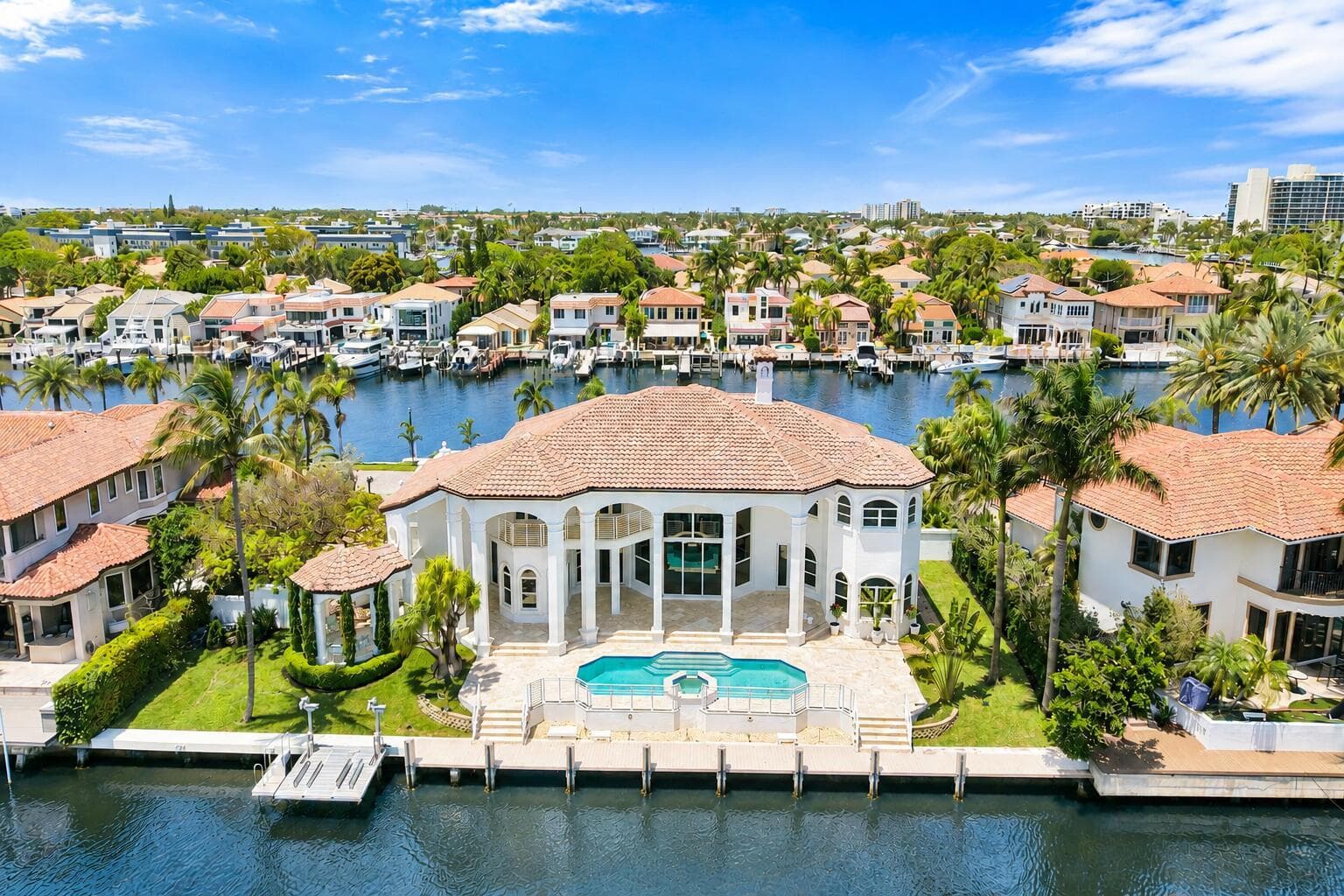 Single-family home at 890 Lilac Drive, Boca Raton, FL