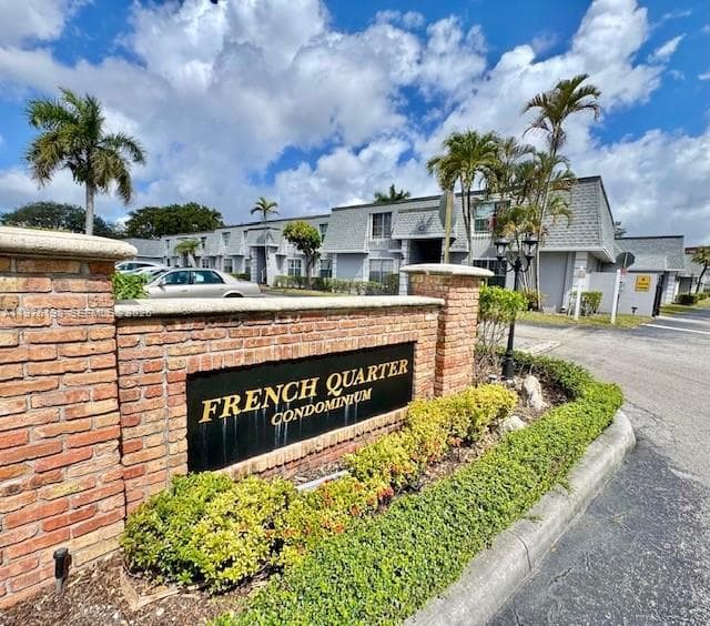 Condo at 284 NW 69th Ave, Plantation, FL