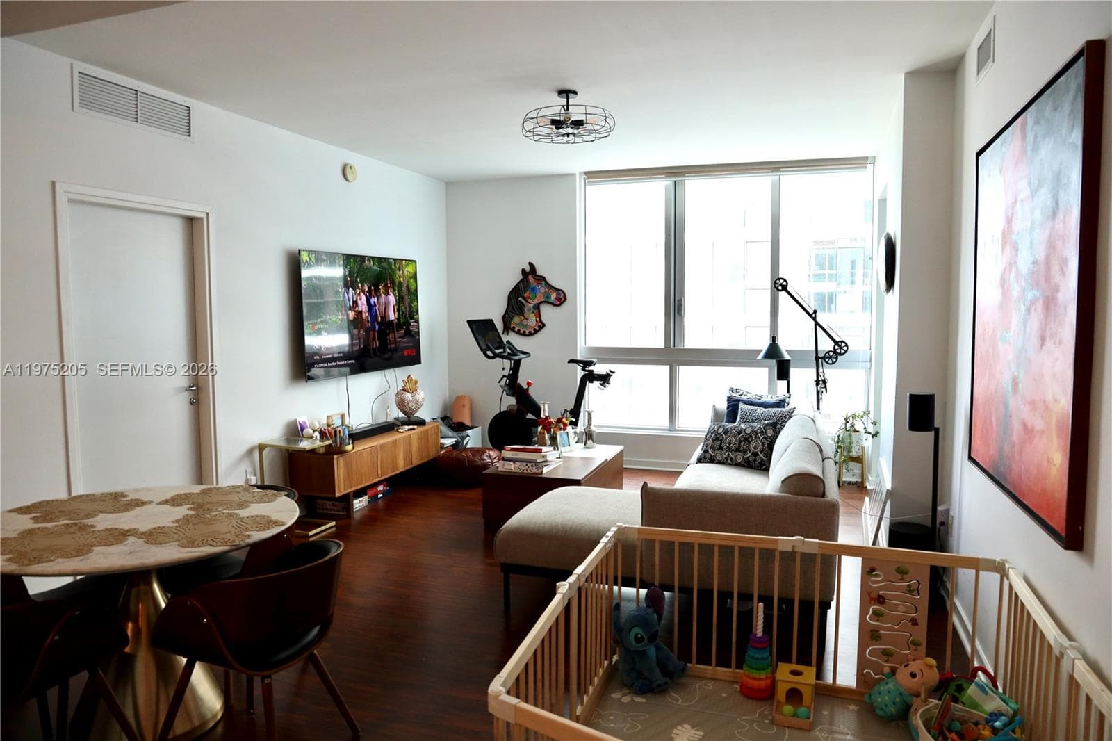 Condo at 300 S Biscayne Blvd, Miami — photo 3
