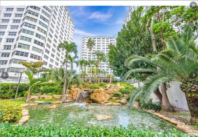 Condo at 999 Brickell Bay Dr, Miami, FL