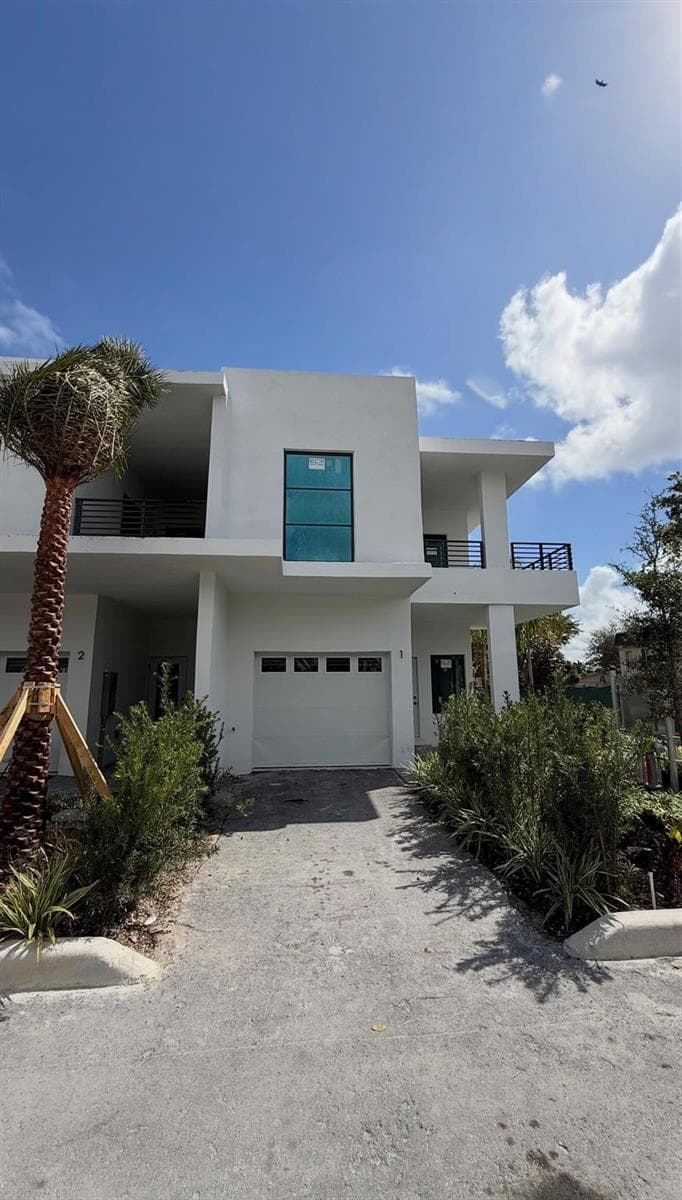 Townhouse at 2511 Pierce Street, Hollywood, FL
