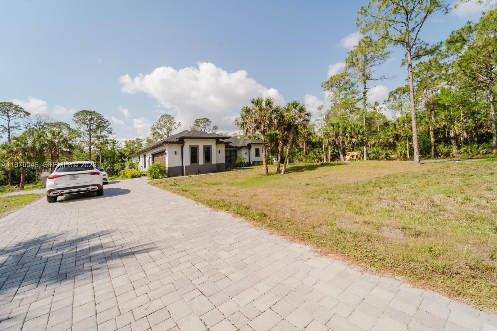 Single-family home at 398 35th Ave NW, Naples — photo 3