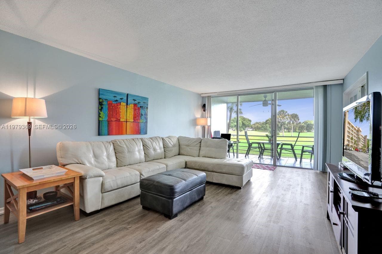 Condo at 2651 S Course Dr, Pompano Beach — photo 2