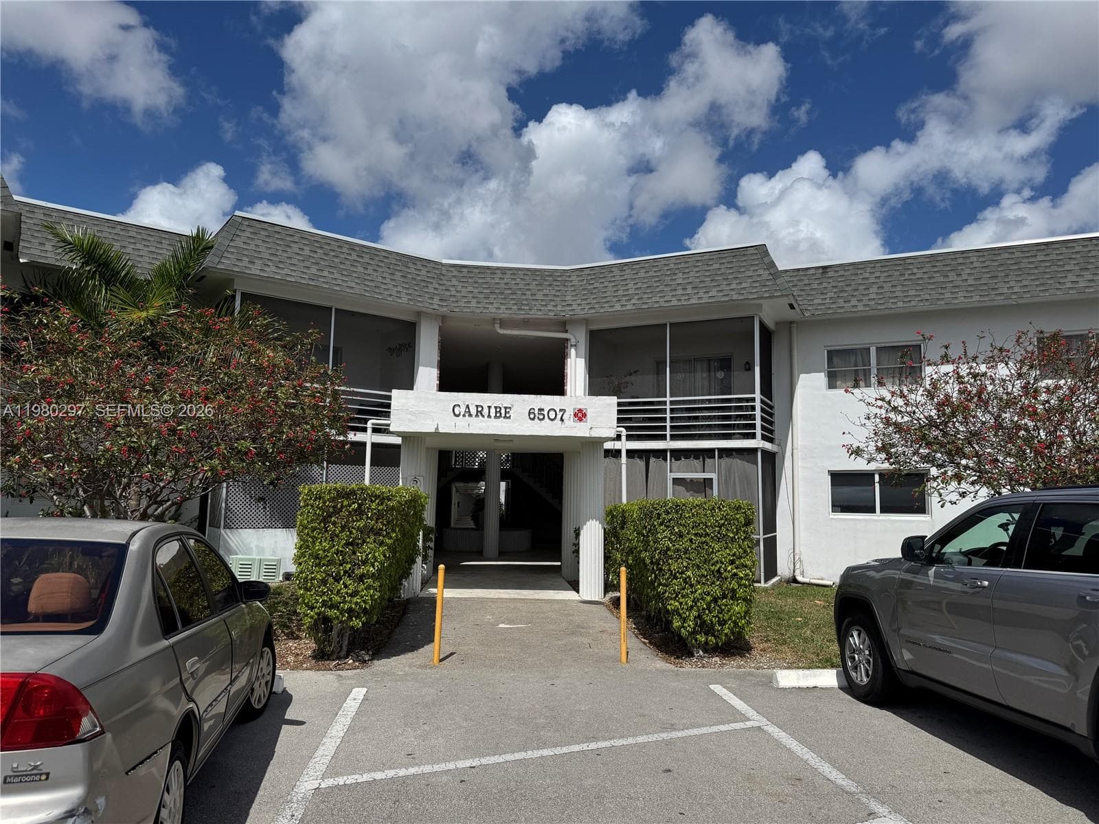 Condo at 6507 Winfield Blvd, Margate — photo 1