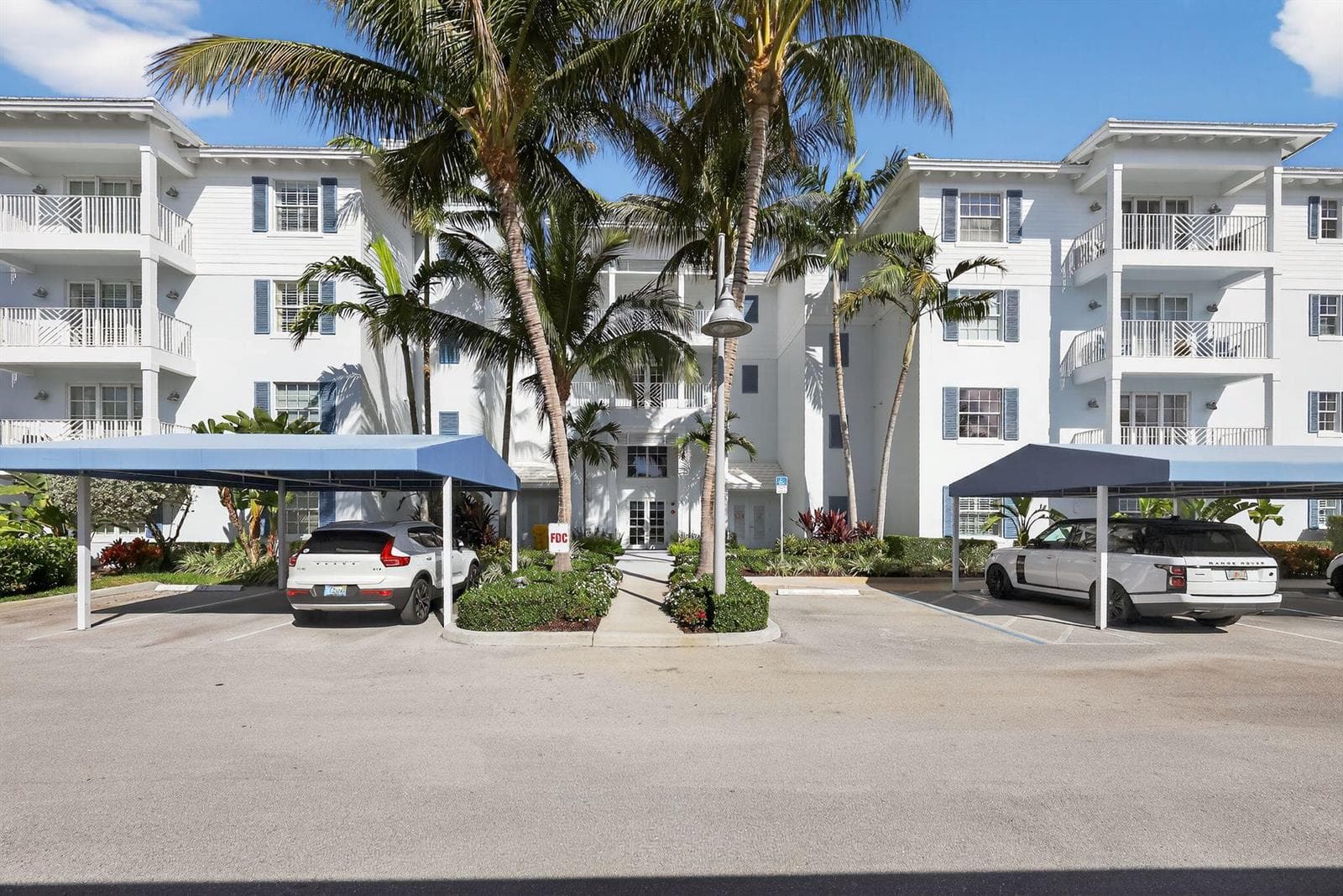 Condo at 915 Bay Colony Drive S, Juno Beach, FL