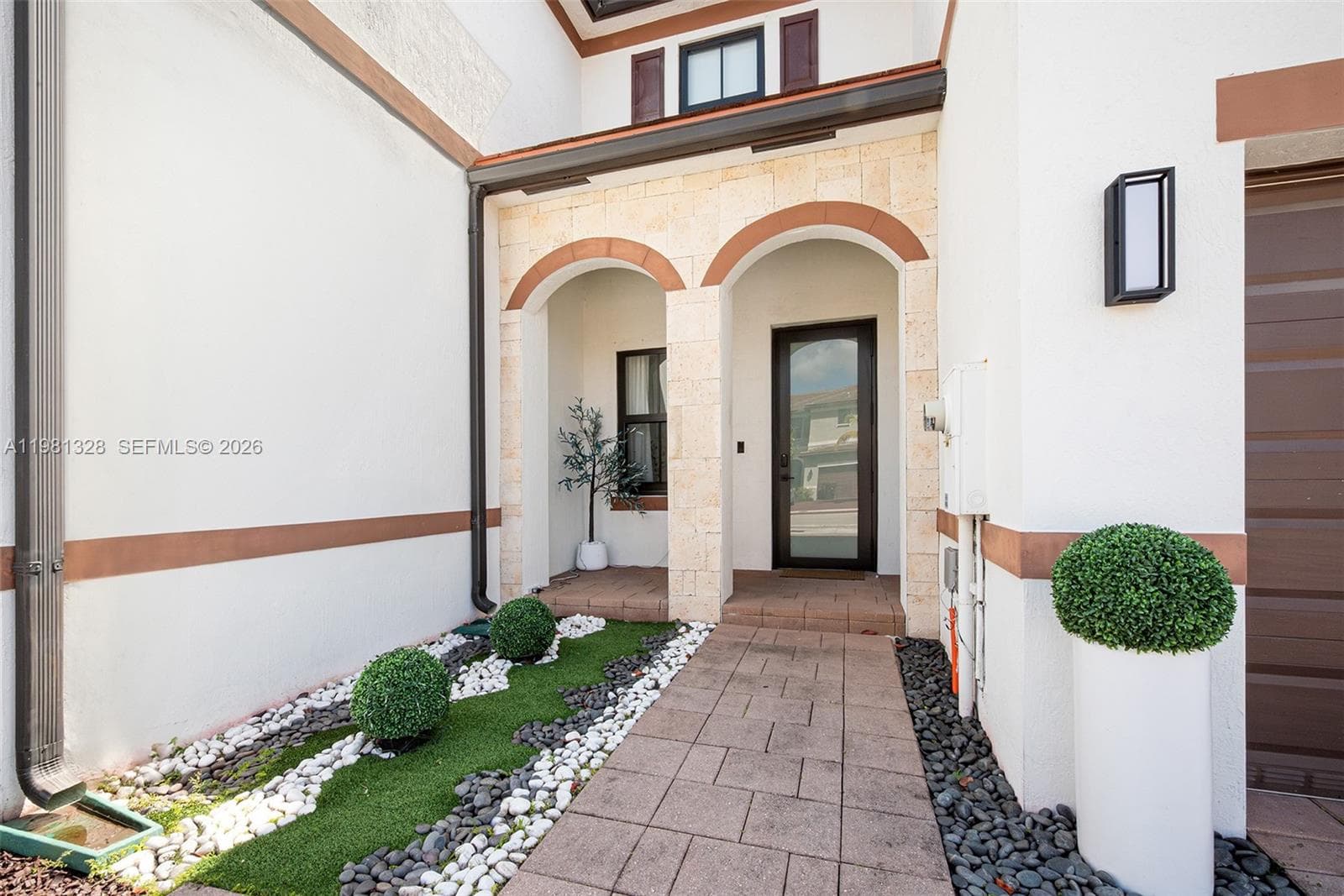 Townhouse at 3438 W 104th Ter, Hialeah — photo 3