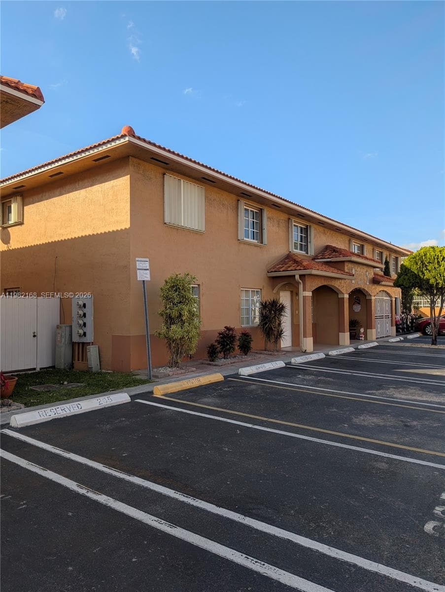 Condo at 2485 W 76th St, Hialeah, FL