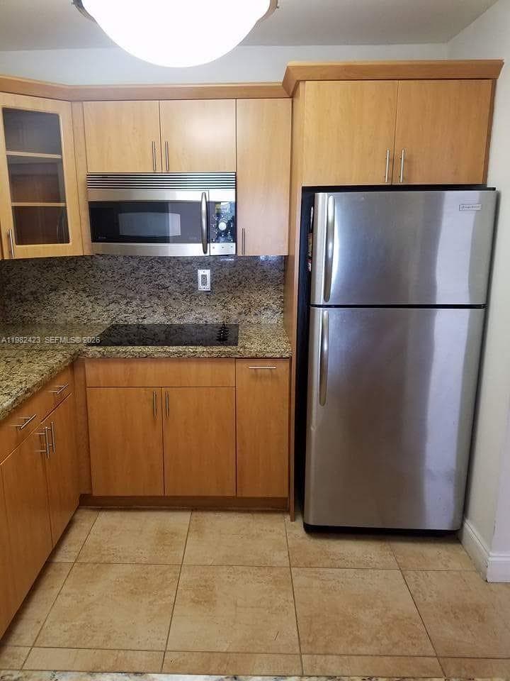 Condo at 9682 Fontainebleau Blvd, Miami, FL