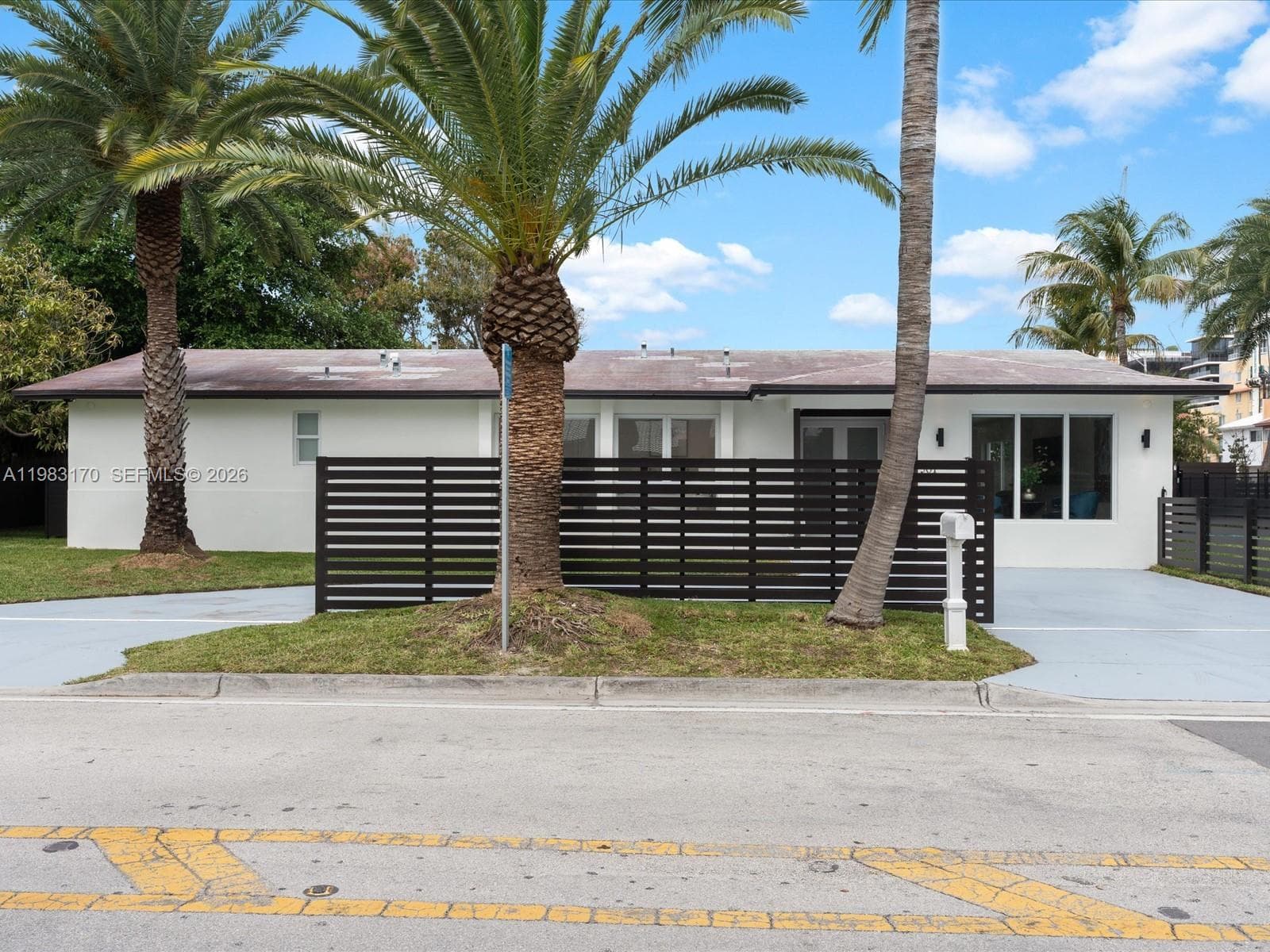 Single-family home at 301 88th St, Surfside — photo 3
