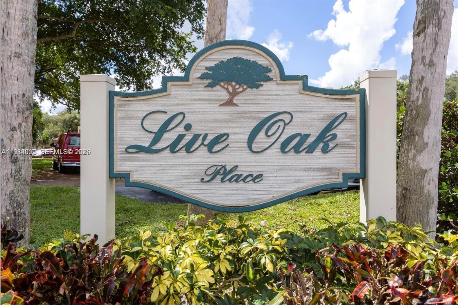 Condo at 9430 Live Oak Pl, Davie, FL