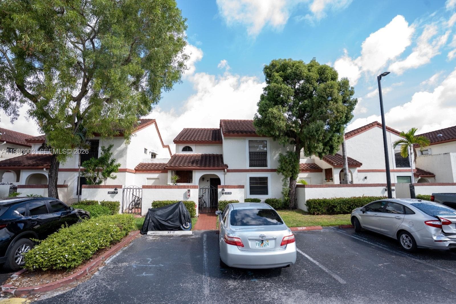 Townhouse at 333 Ives Dairy Rd, Miami, FL