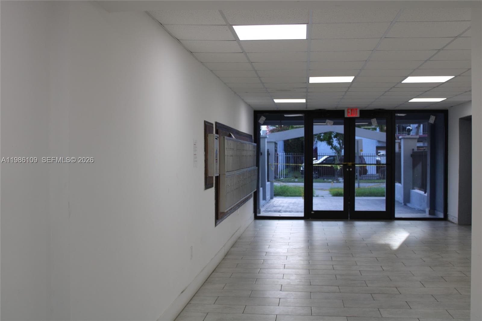 Condo at 6055 W 19th Ave, Hialeah — photo 2
