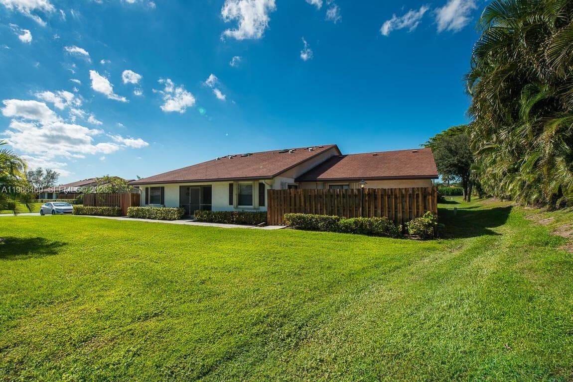 Villa at 3815 Coco Loba Ln, Boynton Beach, FL