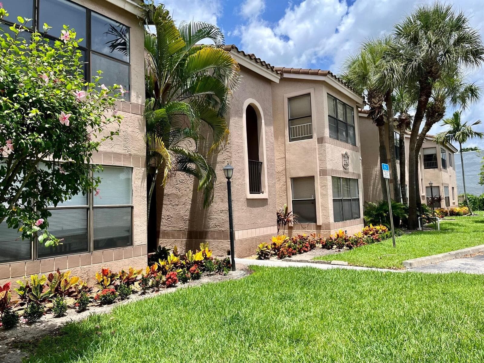 Condo at 2796 S University Drive, Davie, FL