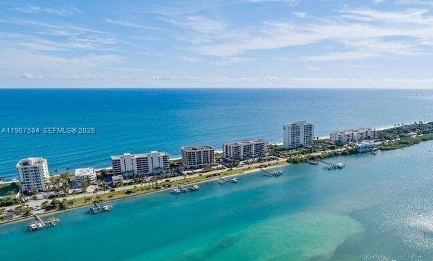 Condo at 19670 Beach Rd, Tequesta — photo 1