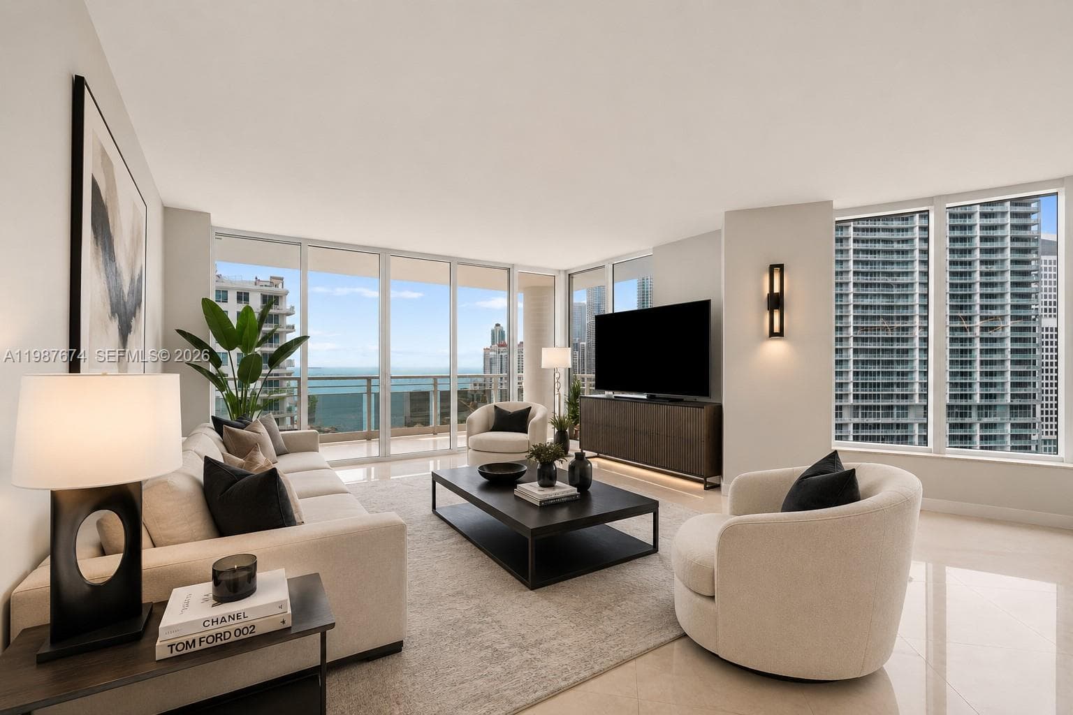 Condo en 901 Brickell Key Blvd, Miami — foto 1