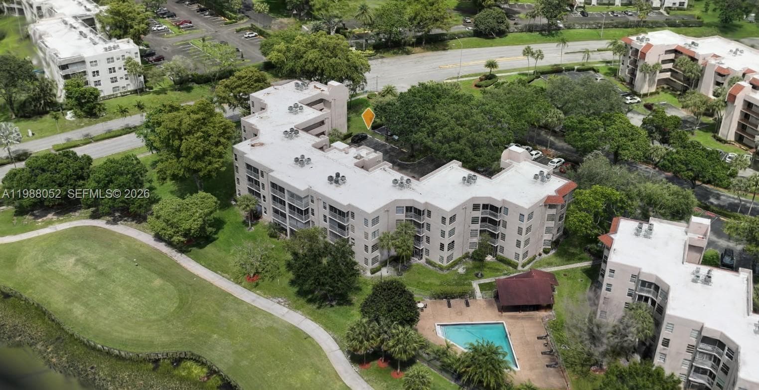Condo at 1811 Sabal Palm Dr, Davie, FL