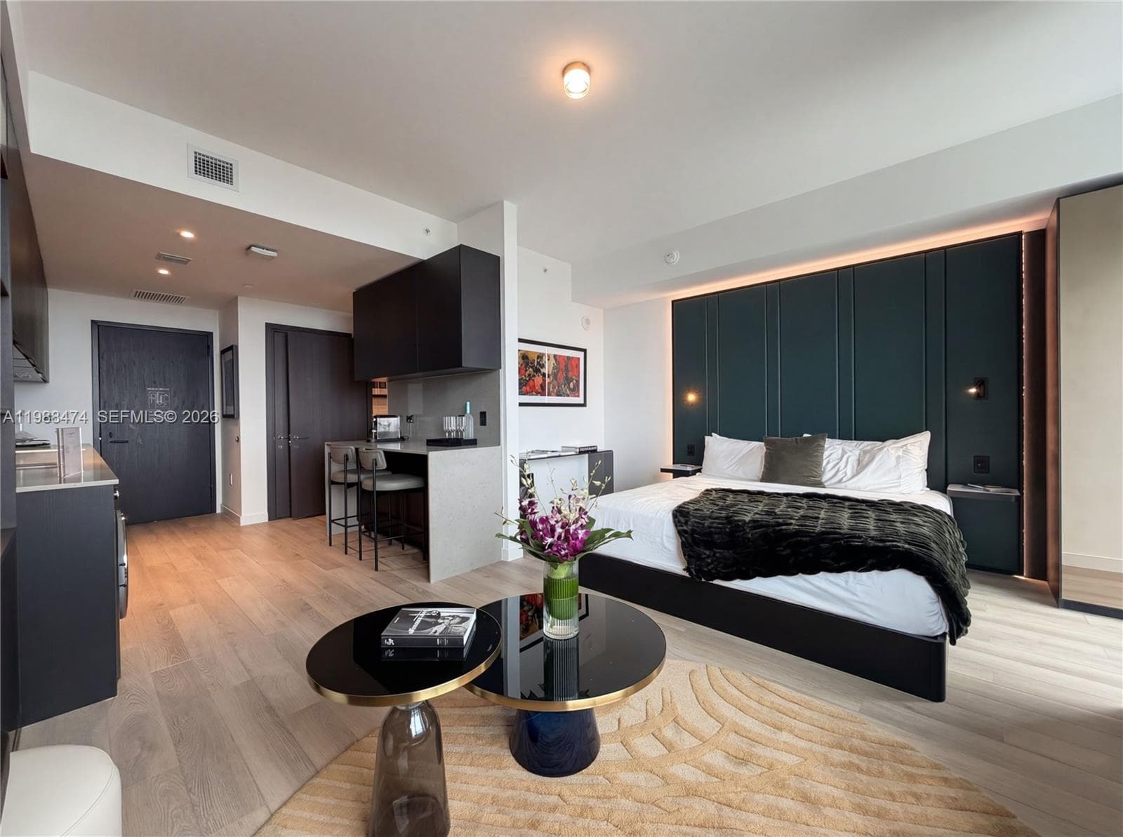 Condo at 20 NE 11th St, Miami, FL