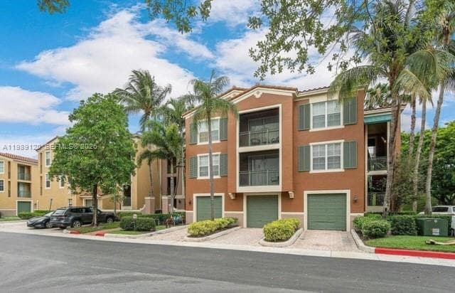 Condo at 11760 Saint Andrews Pl, Wellington, FL