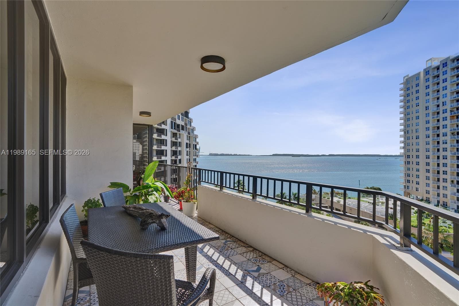 Condo at 520 Brickell Key Dr, Miami, FL