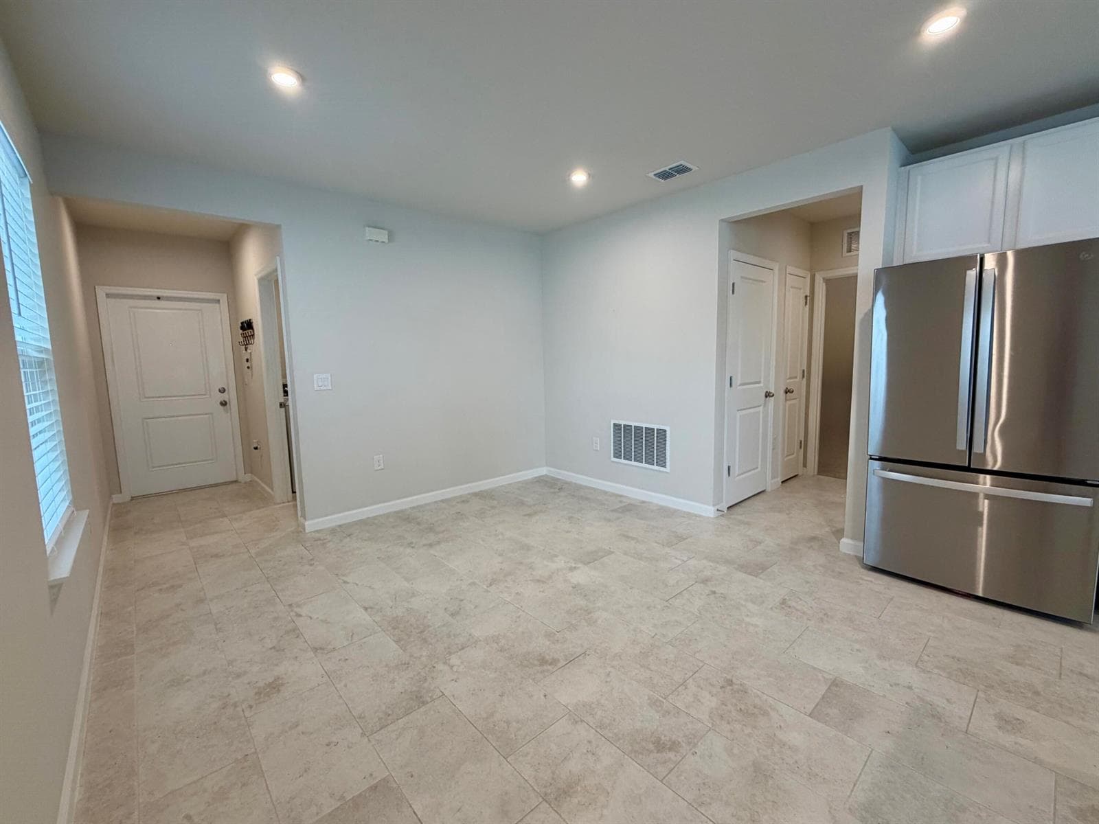 3. MLS 3030 rf dining Stellar