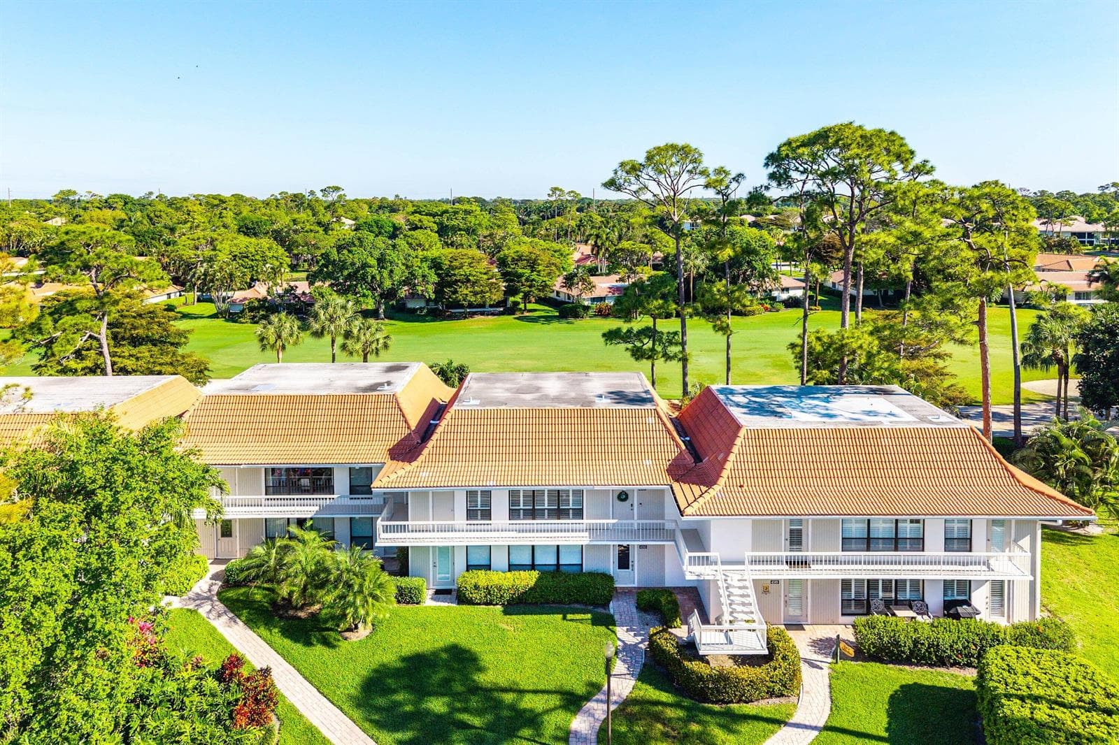 Condo at 4595 Kittiwake Court, Boynton Beach, FL