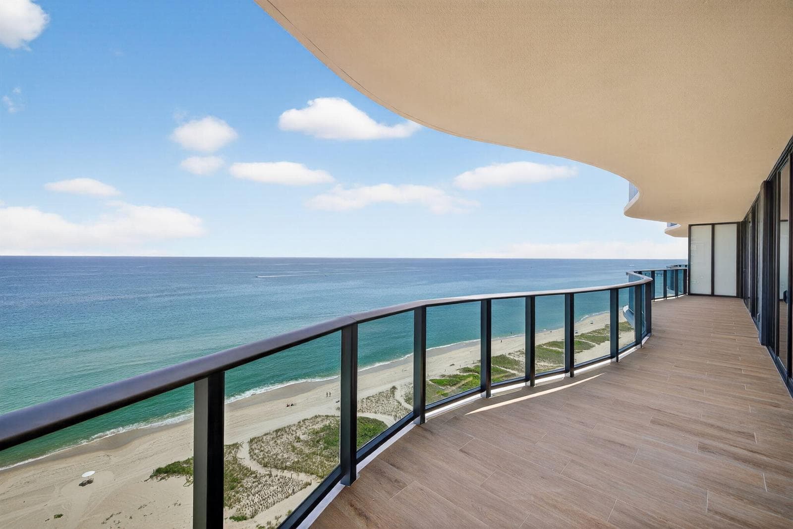 Condo at 900 N Ocean Boulevard, Pompano Beach, FL