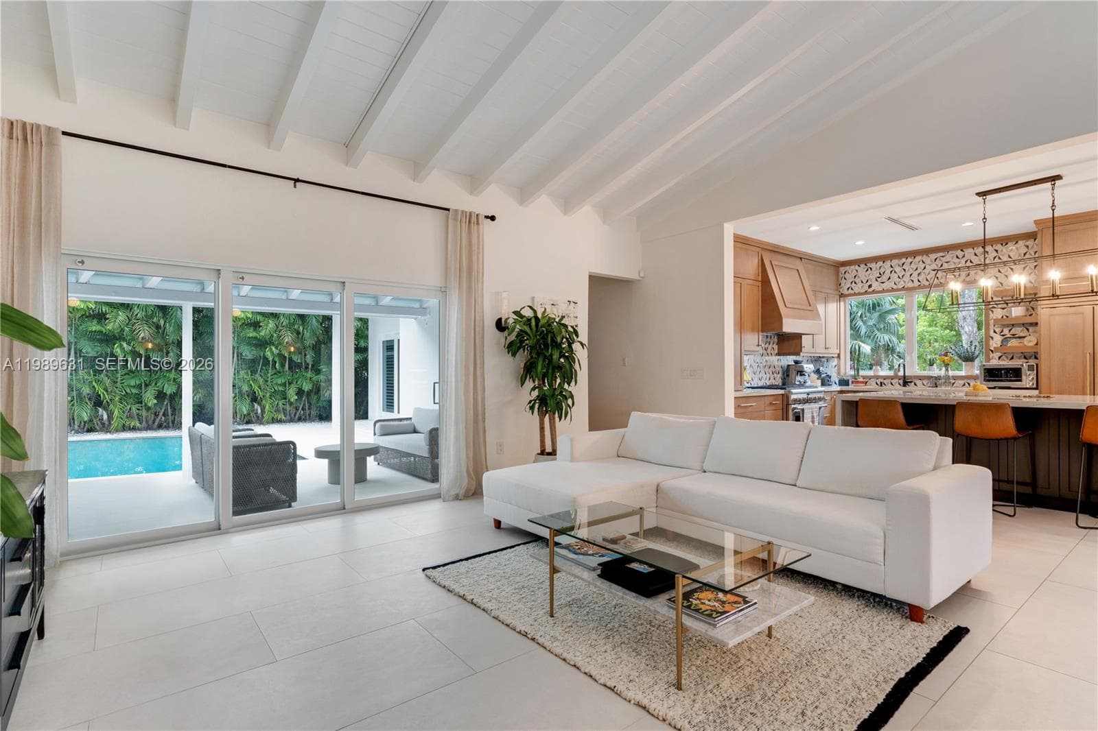 Single-family home at 426 Hardee Rd, Coral Gables — photo 3