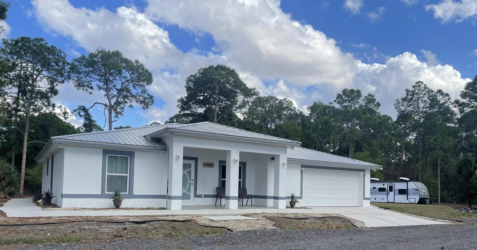 Single-family home at 5325 Pioneer 17th Street, Clewiston, FL