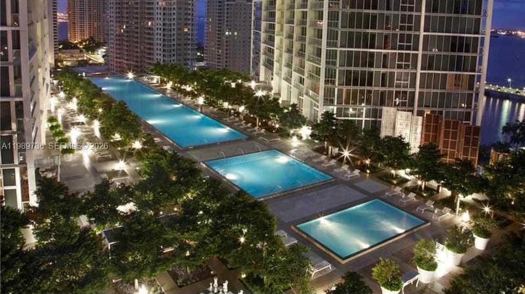 Condo at 475 Brickell Ave, Miami — photo 1