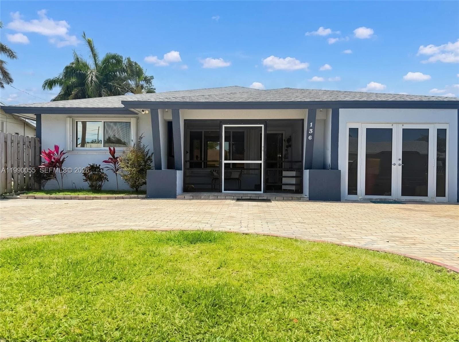 Single-family home at 136 SE 2nd Ct, Dania Beach — photo 1