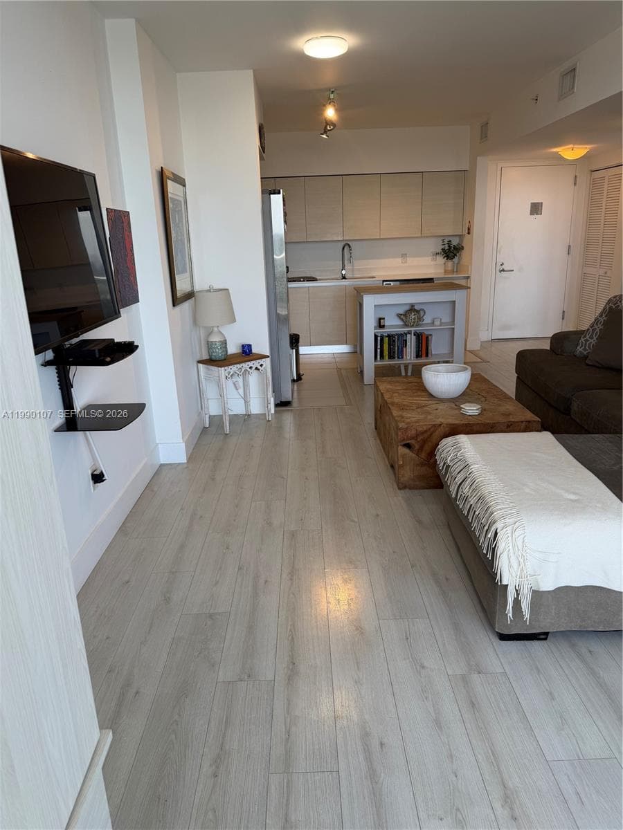 Condo at 4250 Biscayne Blvd, Miami — photo 5
