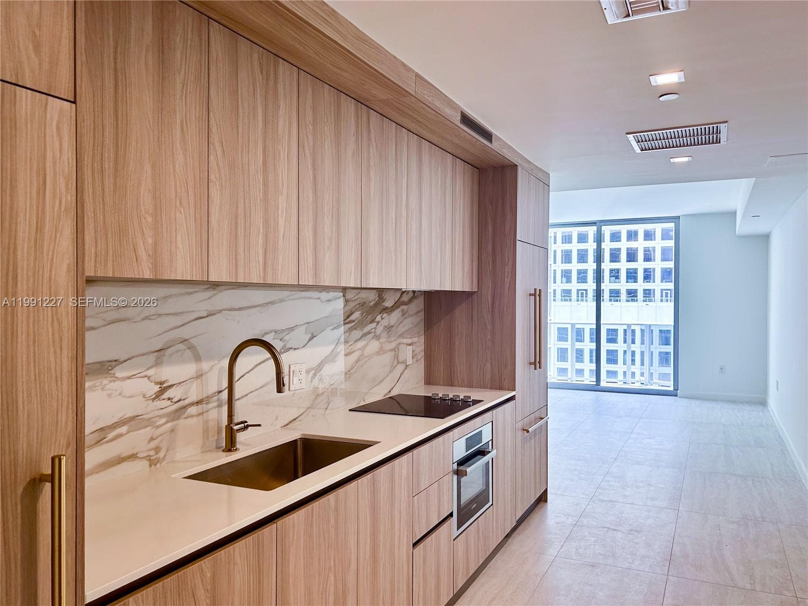 Condo at 77 SE 5TH ST., Miami — photo 3