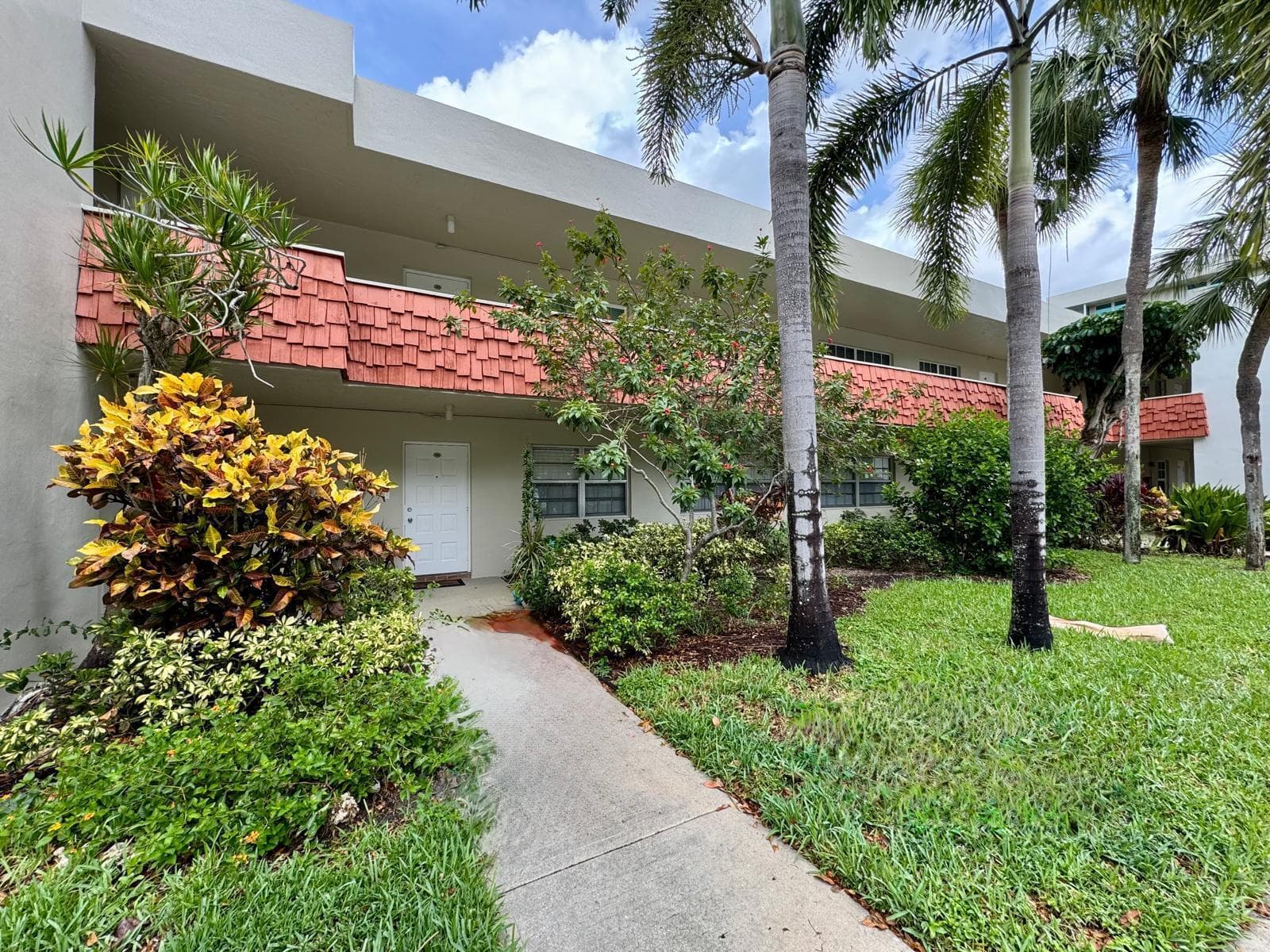 Condo at 901 Cypress Terrace, Pompano Beach, FL